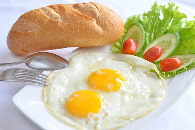 trứng là thực phẩm hỗ trợ giảm cân hiệu quả. 