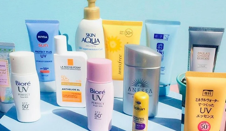 sử dụng kem chống nắng làm chậm quá trình lão hóa.