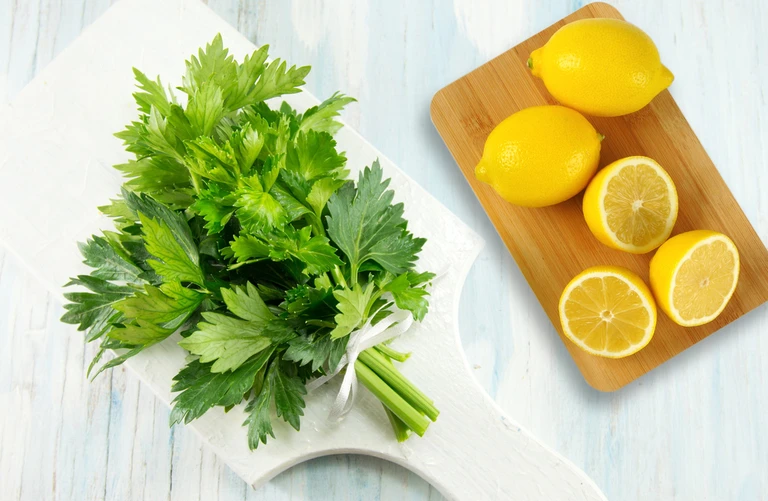 Bí quyết giảm cân đơn giản cực kỳ hiệu quả bằng cần tây và chanh hiệu quả ít người biết đến