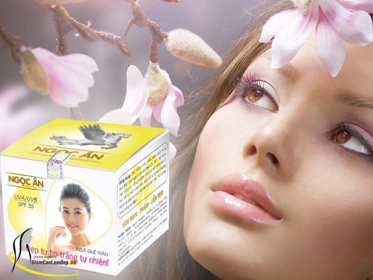 TRị Mụn Đúng Cách Với Nghệ Tươi