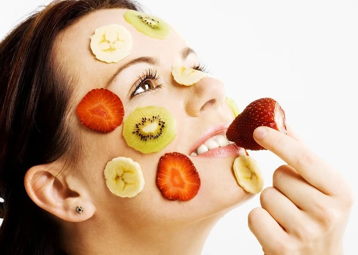 chăm sóc da trong thời kỳ kinh nguyệt một trong những bước quan trong nhất