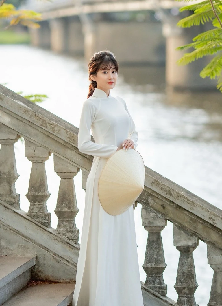 Mặc Áo Gen Định Hình Khi Mặc Áo Dài