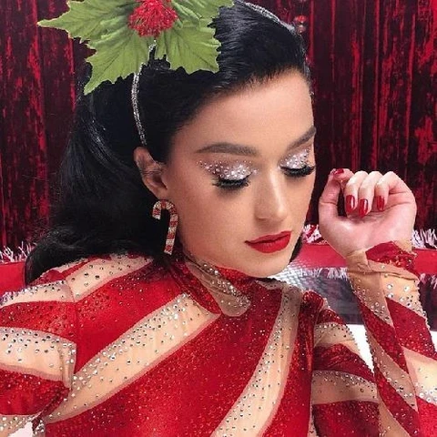 Cách Trang Điểm Của Các Sao Thế Giới