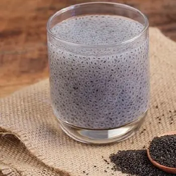 Lợi ích không ngờ khi thêm hạt chia vào ly cà phê mỗi ngày