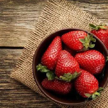 Những loại detox giảm cân với dâu tây