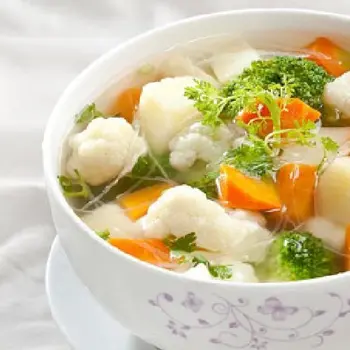 Những Món Canh Ngón Giúp Chị Em Lấy Lại Vóc Dáng