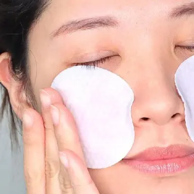 Nguyên Nhân khiến da đã xấu đi còn lão hóa thần tốc là do tẩy da chết không đúng!