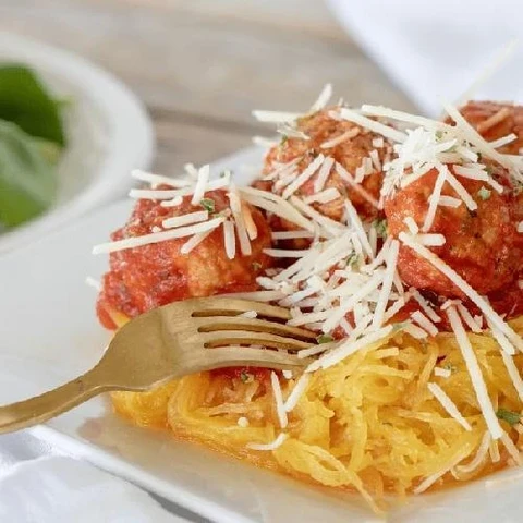 mon-an-nen-tranh-khi-giam-can