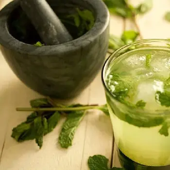Detox trà xanh giúp giảm cân hiệu quả