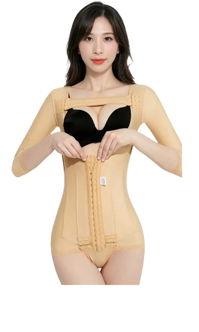 Áo gen sau hút mỡ nách, bắp tay, bụng và mông giúp định hình cơ thể