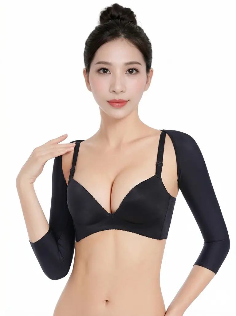 Gen nịt tay sau hút mỡ chuẩn y khoa hỗ trợ tăng cường lưu thông máu và giảm bầm tím bề mặt.