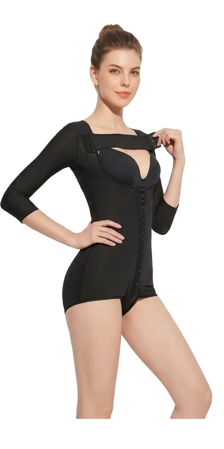 Full compression garment after BBL giúp giảm tụ dịch